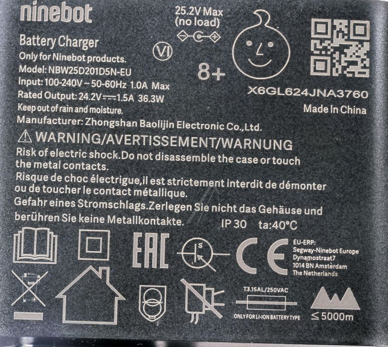 Ladegerät Segway-Ninebot AB.05.14.00.0065 24,2V 1,5A 36,3W für E-Scooter E2 E2D C2 Pro