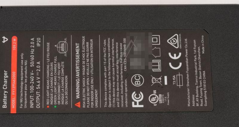 Ladegerät NIU H0102018 für E-Scooter KQI300P, KQI300X, KQIAIR